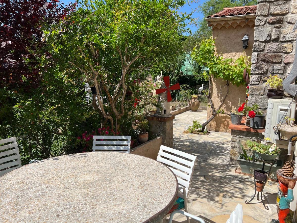 Villa Lumineuse Et Spacieuse Lorgues Esterno foto